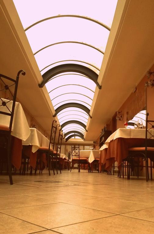 Hotel De Paris Терні Екстер'єр фото