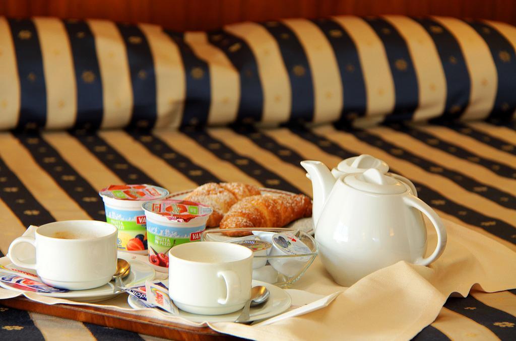 Hotel De Paris Терні Номер фото