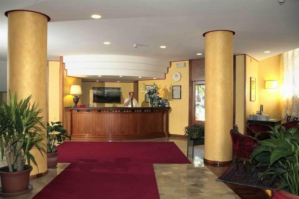 Hotel De Paris Терні Екстер'єр фото