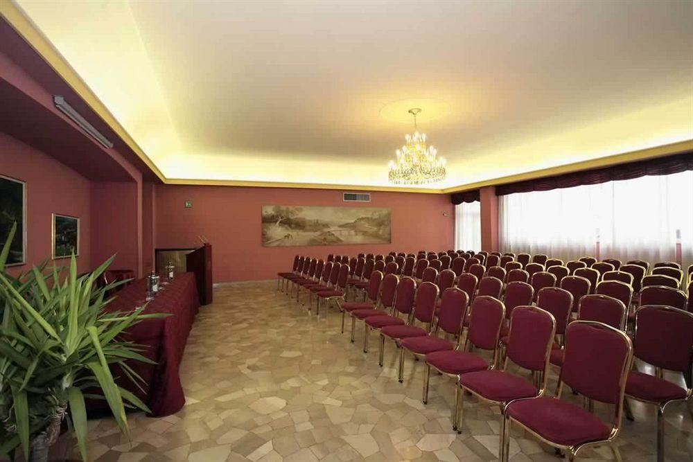 Hotel De Paris Терні Екстер'єр фото