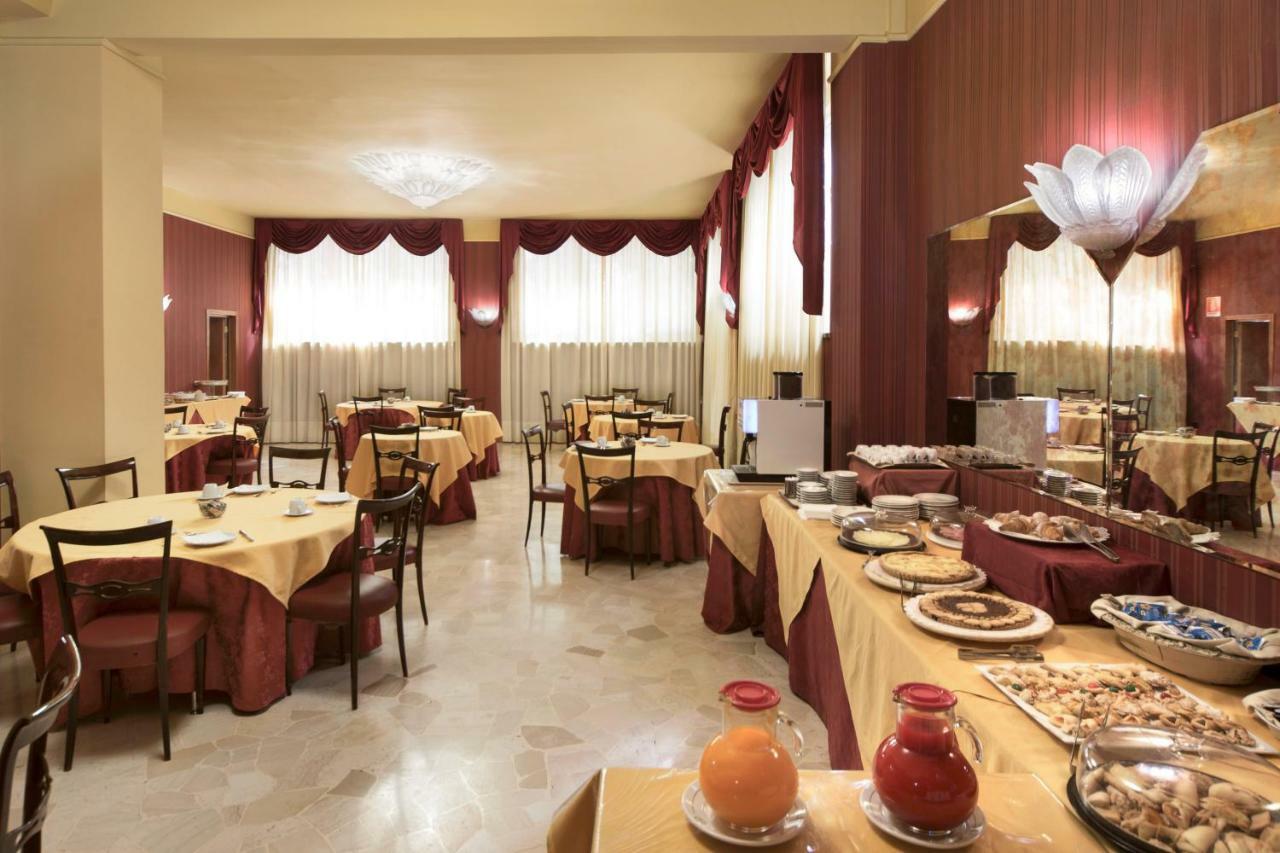 Hotel De Paris Терні Екстер'єр фото